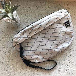 Herschel Nineteen Hip Pack | Studio